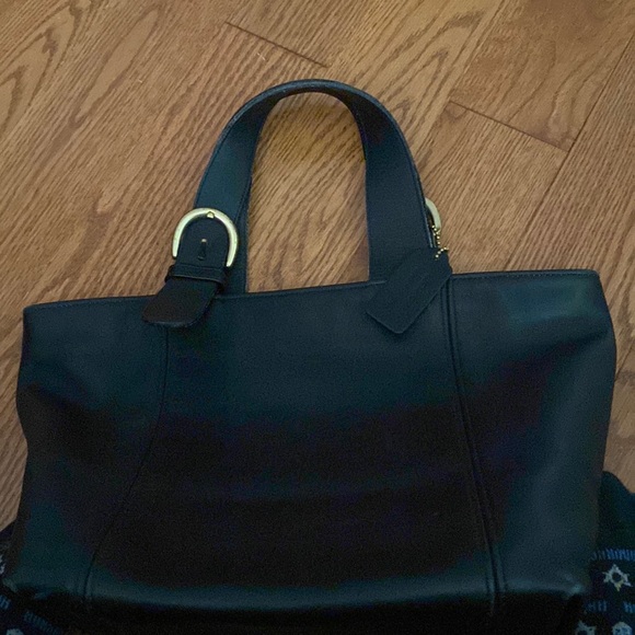 Coach Handbags - Coach Waverly Leather Bag. Vintage